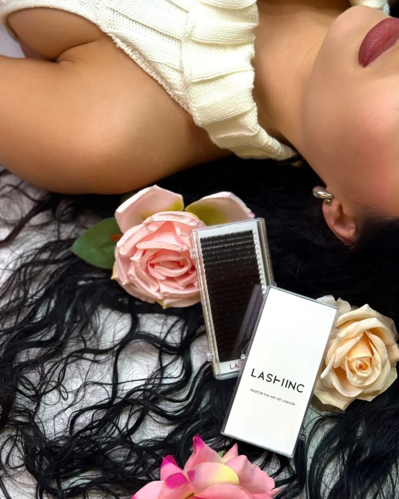 moderny lash brand lashinc